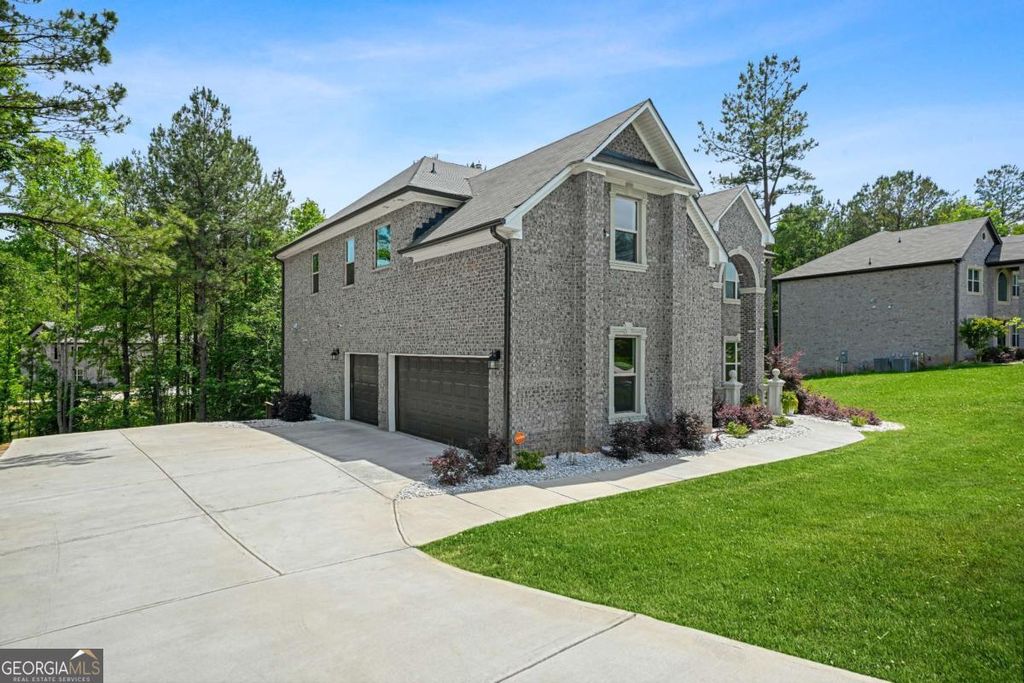Photo of 6065 Belmont Drive, Douglasville, GA 30135 (MLS # 10766856)