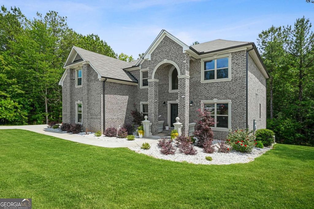 Photo of 6065 Belmont Drive, Douglasville, GA 30135 (MLS # 10766856)
