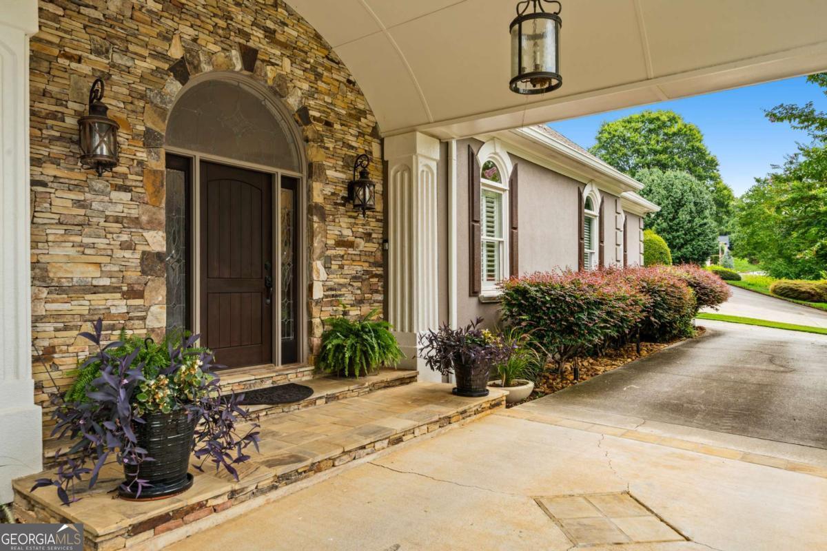 6275 Polo DR