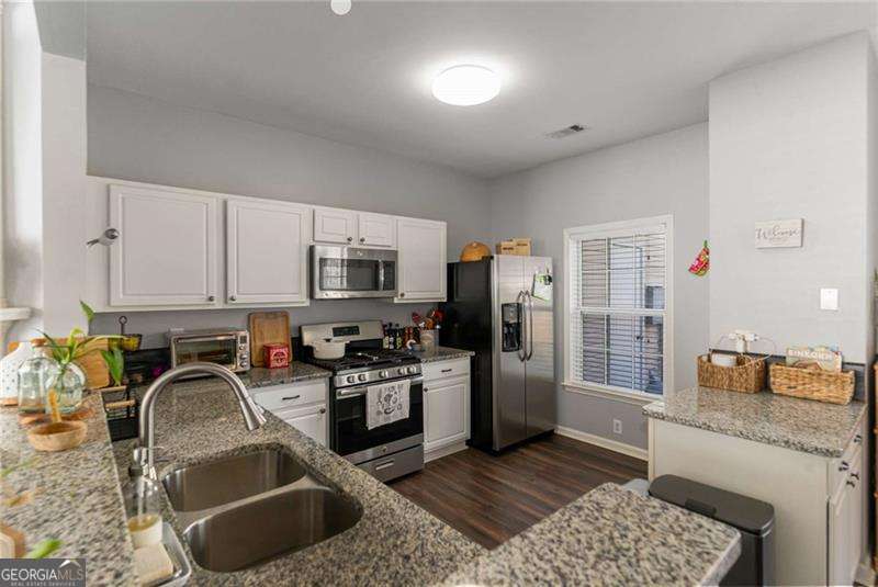 Cedarlake - Residential