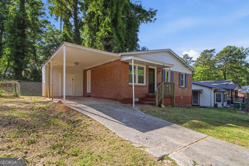 Photo of 4813 Bartlett Road, Forest Park, GA 30297 (MLS # 10738177)