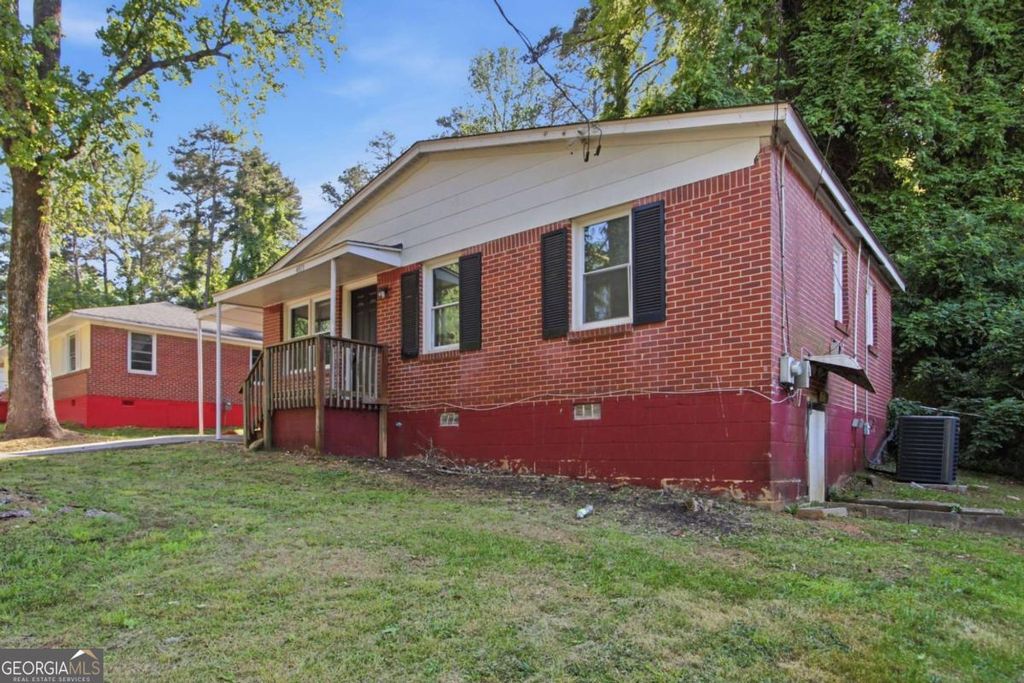 Photo of 4813 Bartlett Road, Forest Park, GA 30297 (MLS # 10738177)