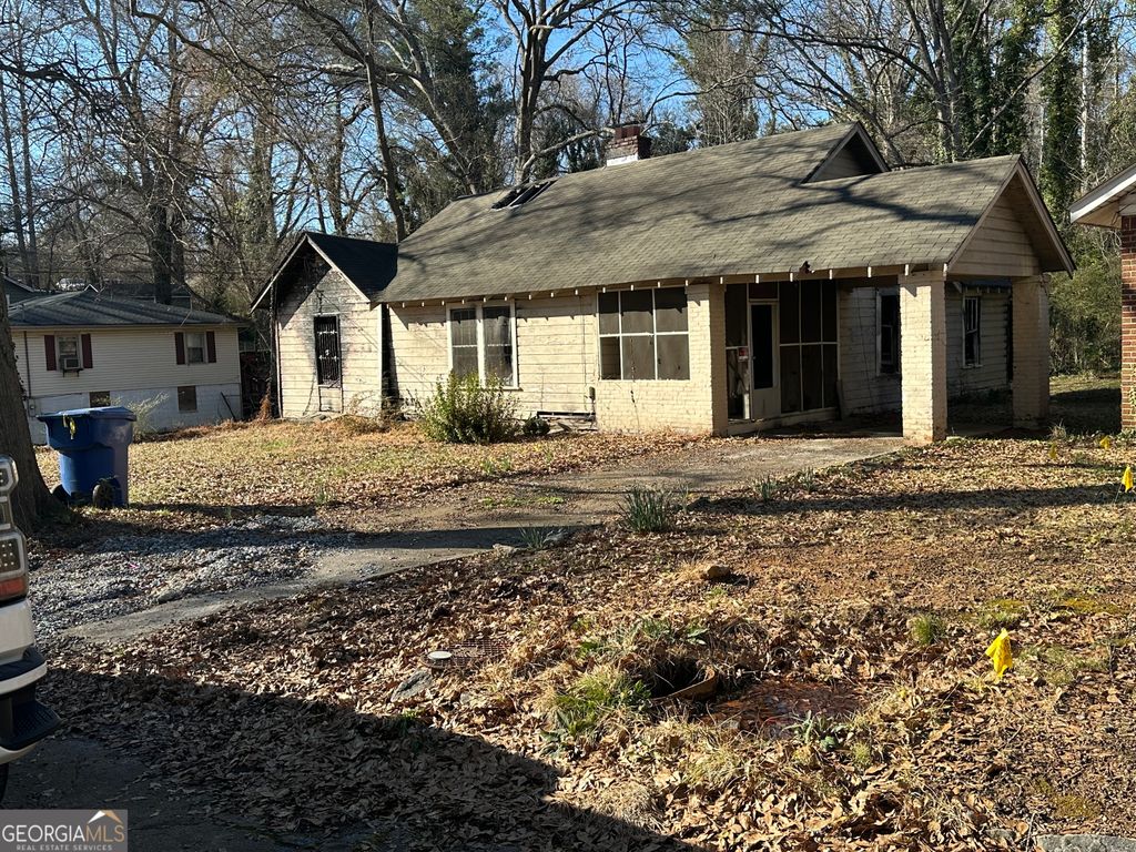 Photo of 17 Grove Park Place NW, Atlanta, GA 30318 (MLS # 10722343)