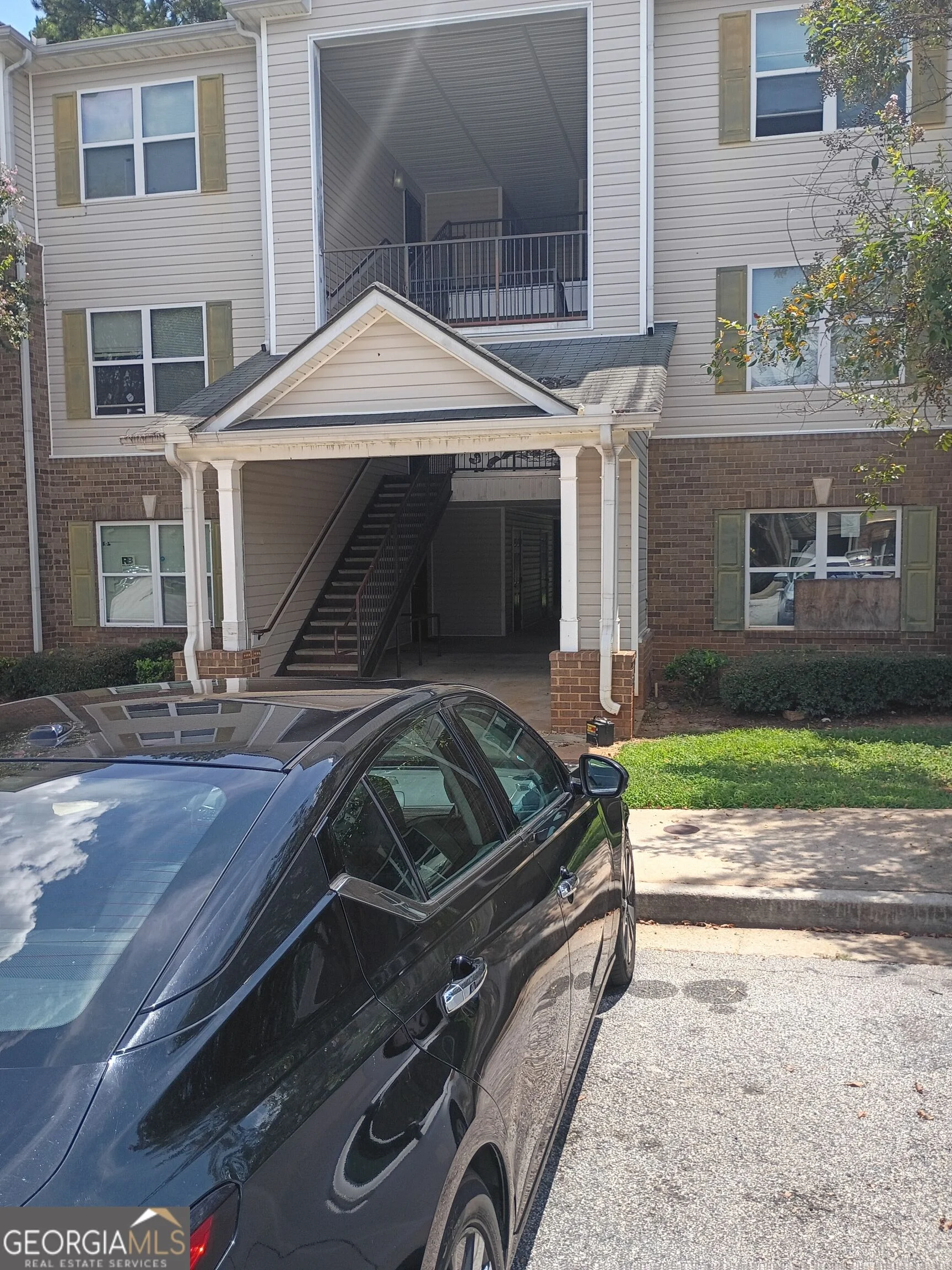 6304 Waldrop Place