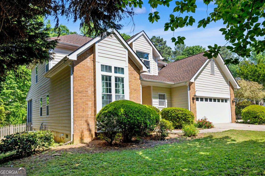 Photo of 322 Welton Way, Peachtree City, GA 30269 (MLS # 10739972)