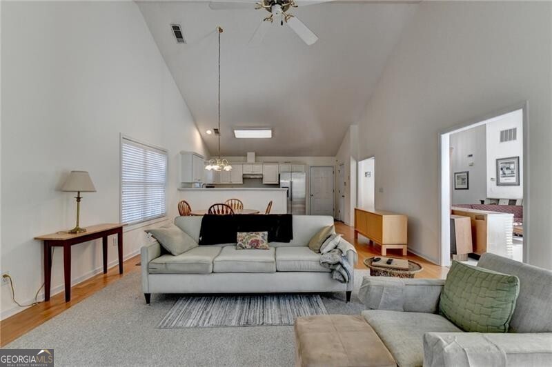3643 Dunbar LN