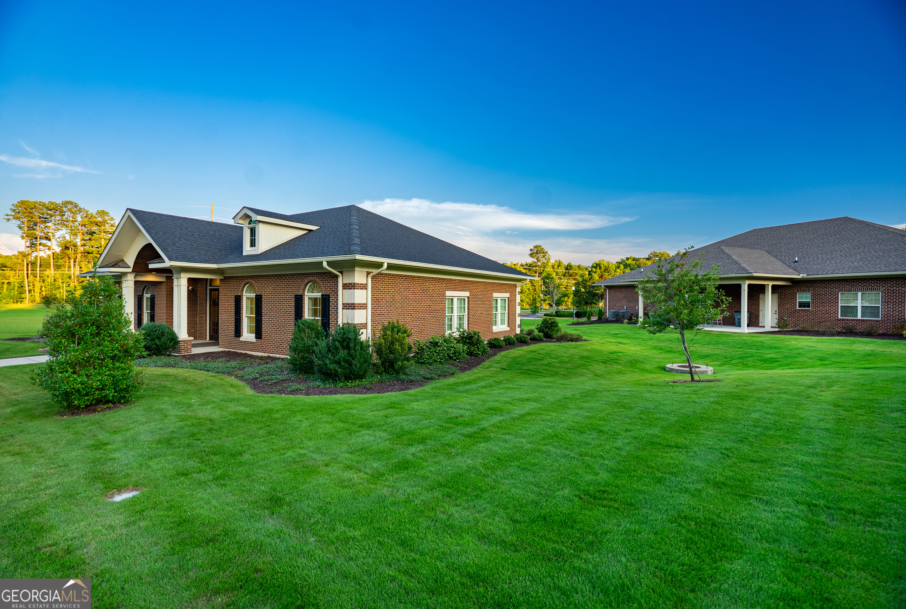 212 Calumet Center RD