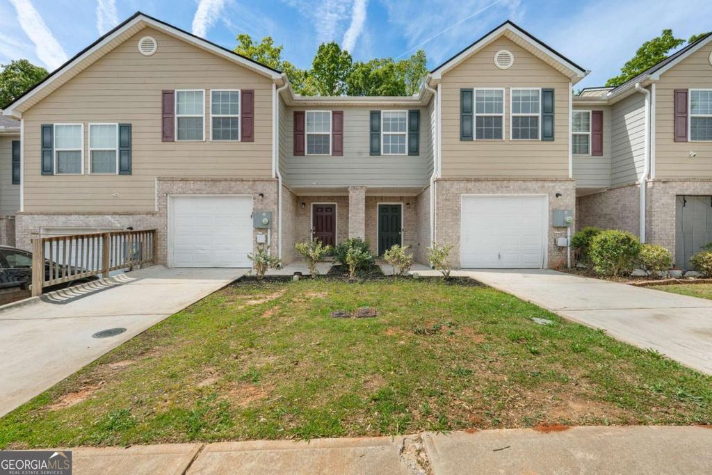 Photo of 1255 Magnolia Gardens Walk, McDonough, GA 30253 (MLS # 10733555)