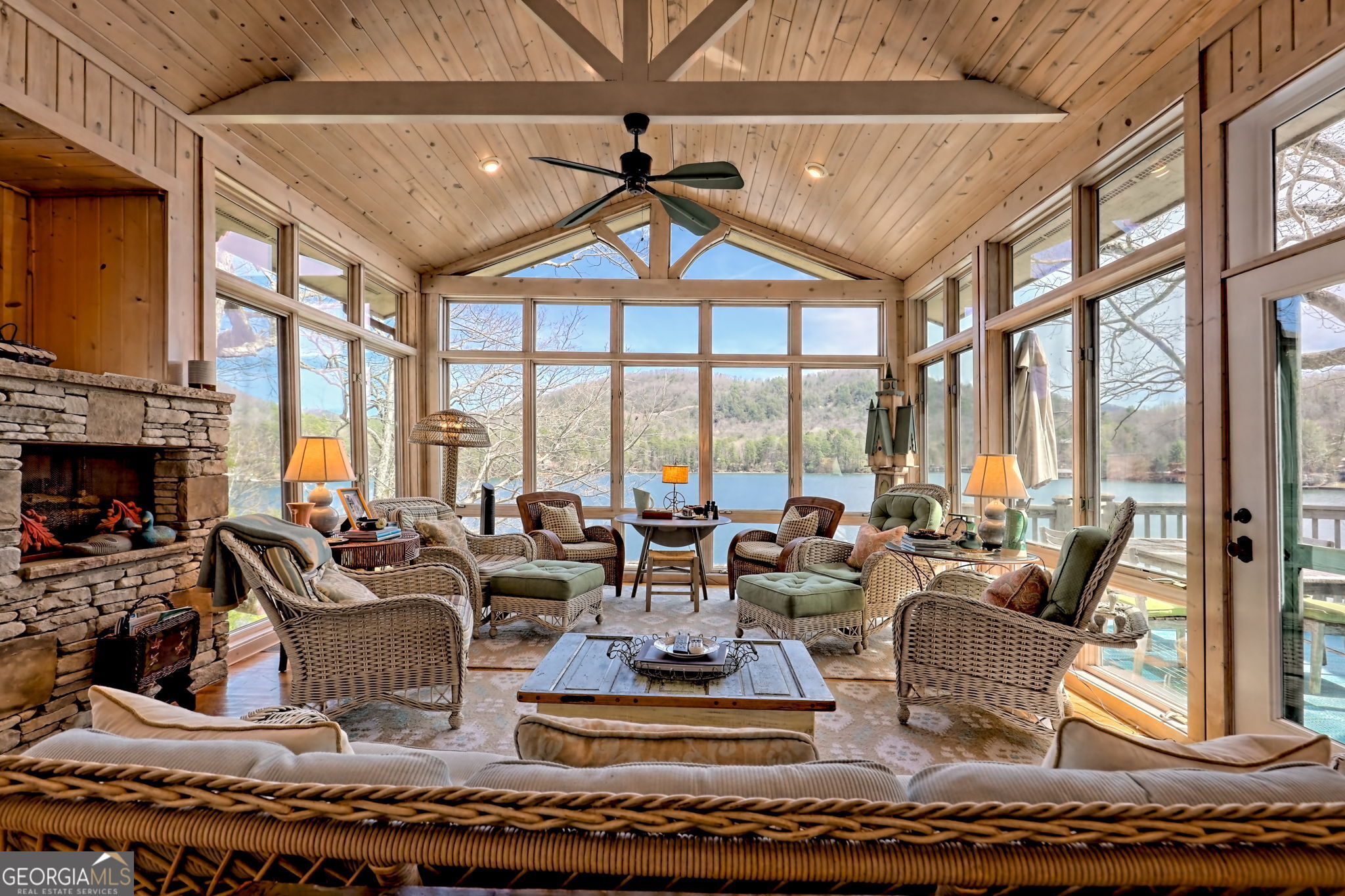 Clayton, Georgia 30525, United States, 4 Bedrooms Bedrooms, ,5 BathroomsBathrooms,Residential,Active,111645