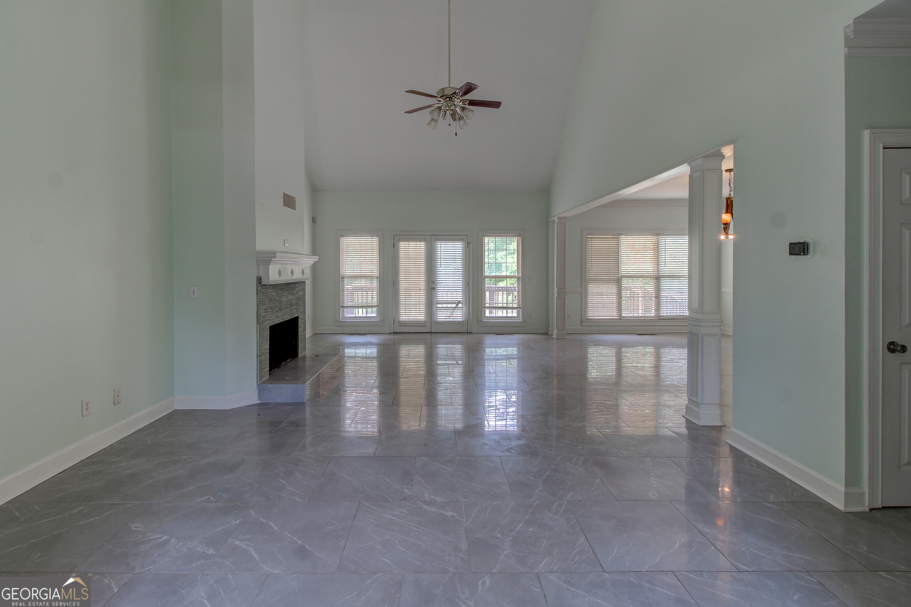 135 Magnolia DR