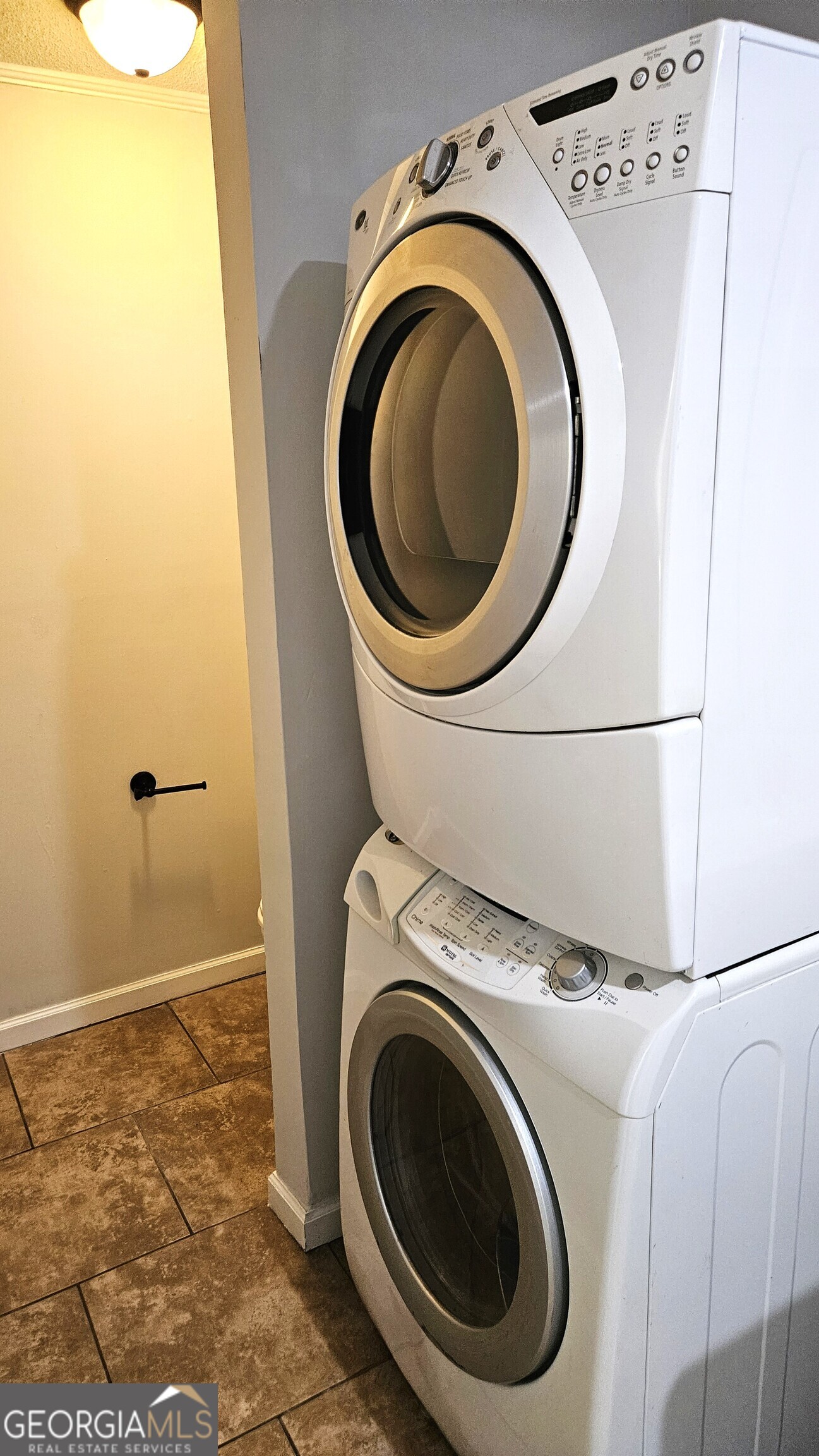 Statesboro, Georgia 30461, United States, 3 Bedrooms Bedrooms, ,3 BathroomsBathrooms,Residential,Active,209138