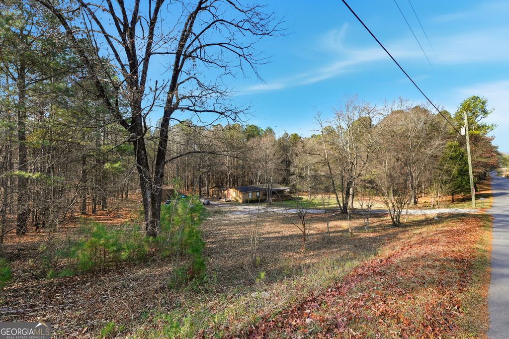 Photo of 92 Vaughn SPUR NE, Cartersville, GA 30121 (MLS # 10650386)