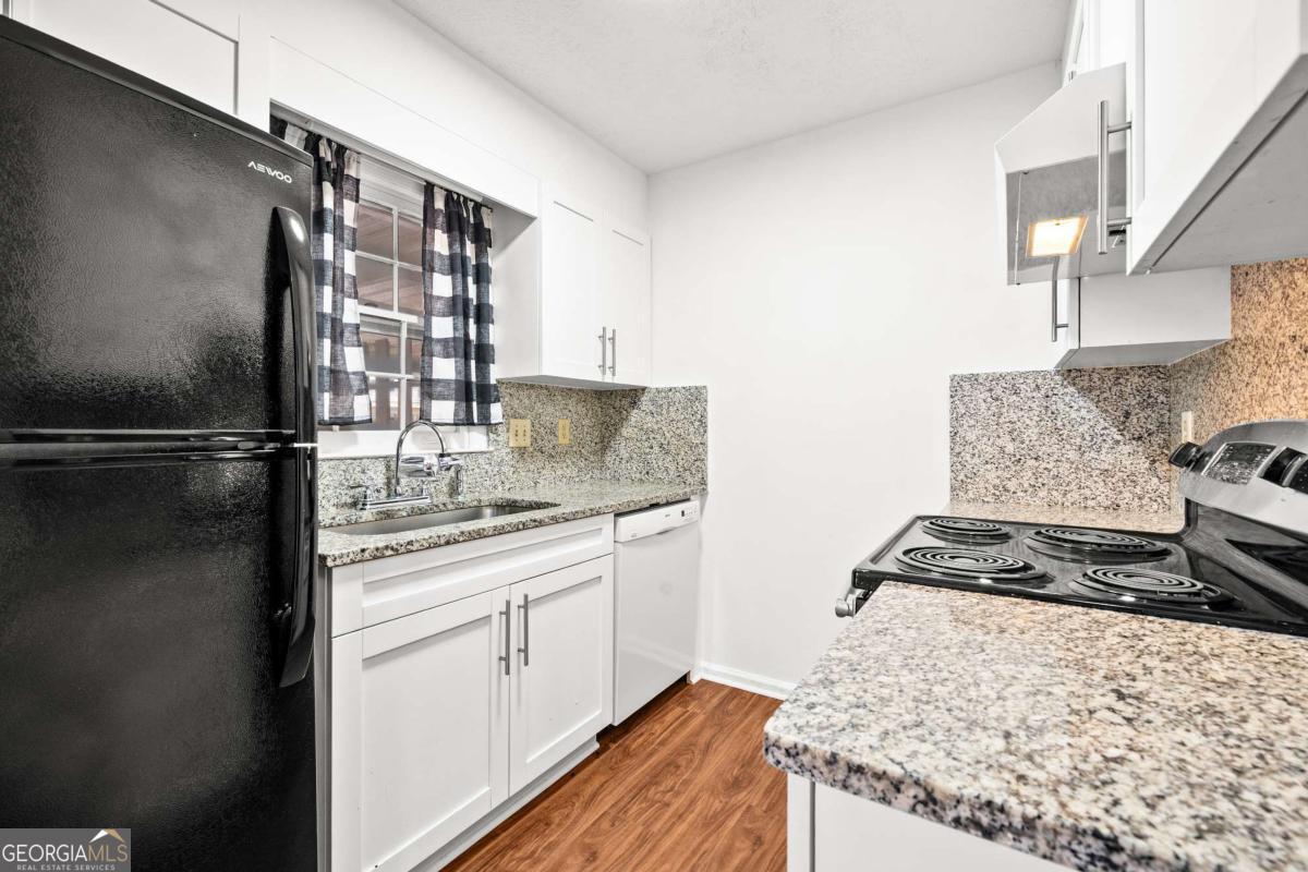 Holcombe Crossing - Residential
