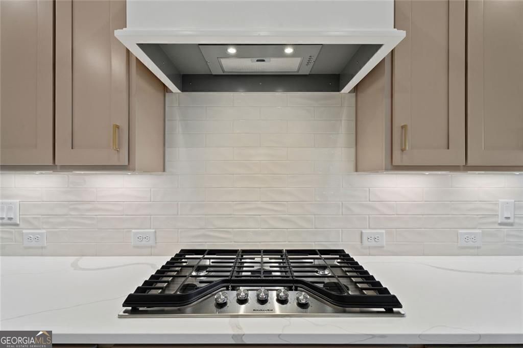 Gainesville, Georgia 30506, United States, 5 Bedrooms Bedrooms, ,5 BathroomsBathrooms,Residential,Active,222255