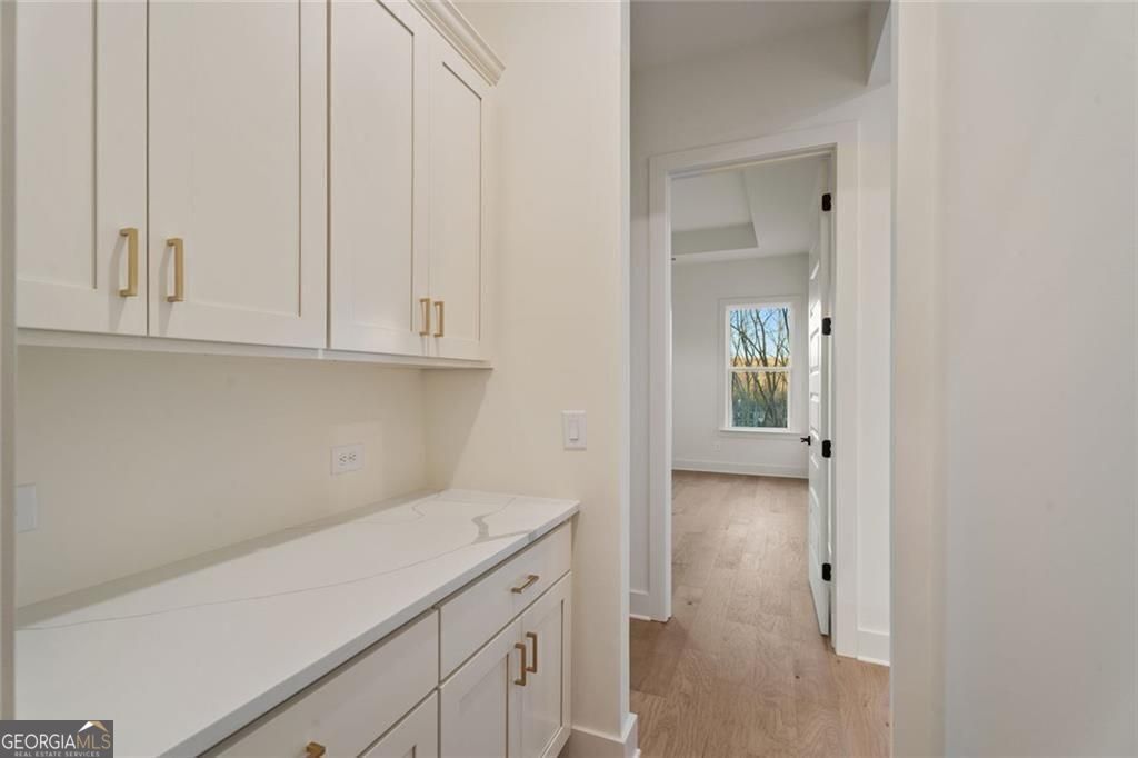 Gainesville, Georgia 30506, United States, 5 Bedrooms Bedrooms, ,5 BathroomsBathrooms,Residential,Active,222255