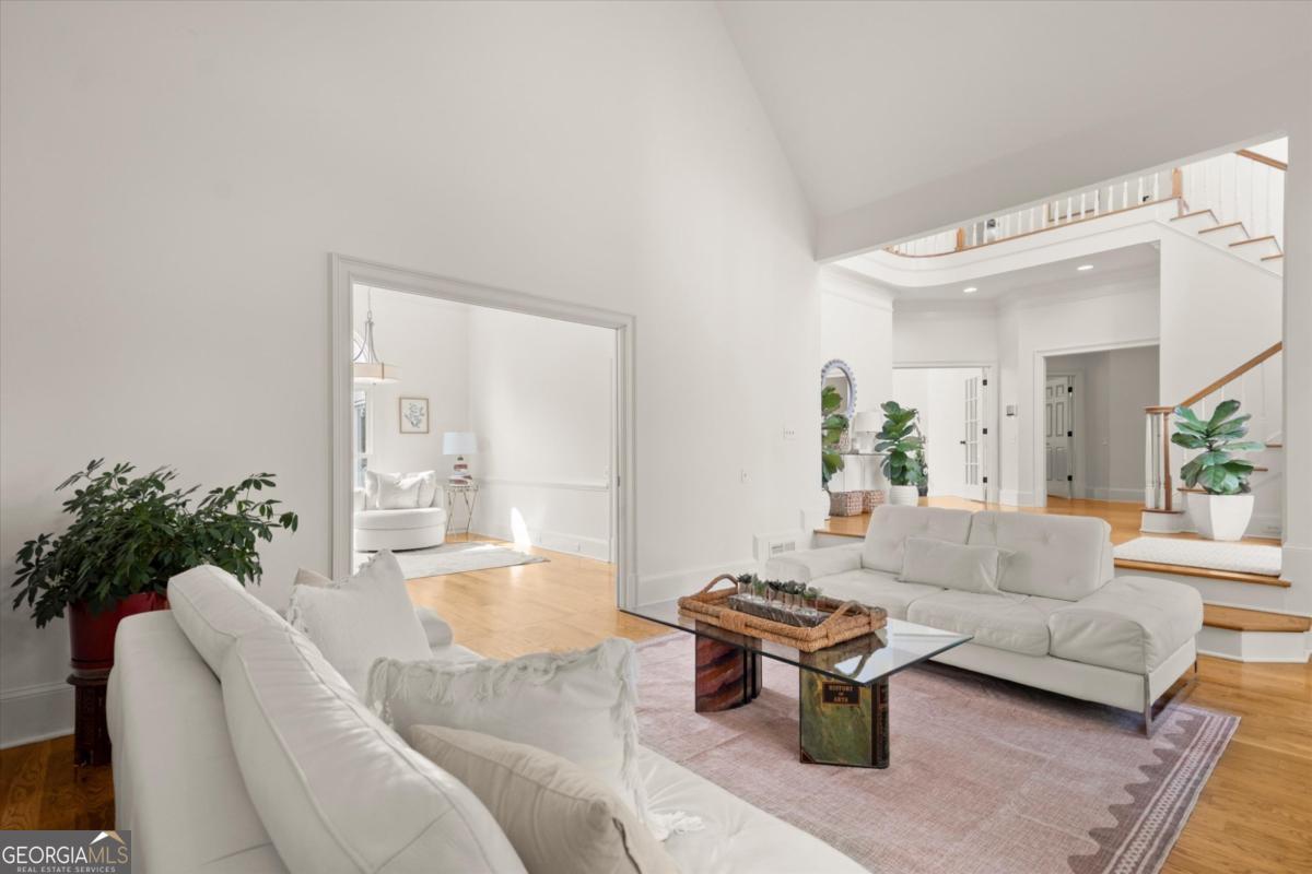 Atlanta Country Club - Residential