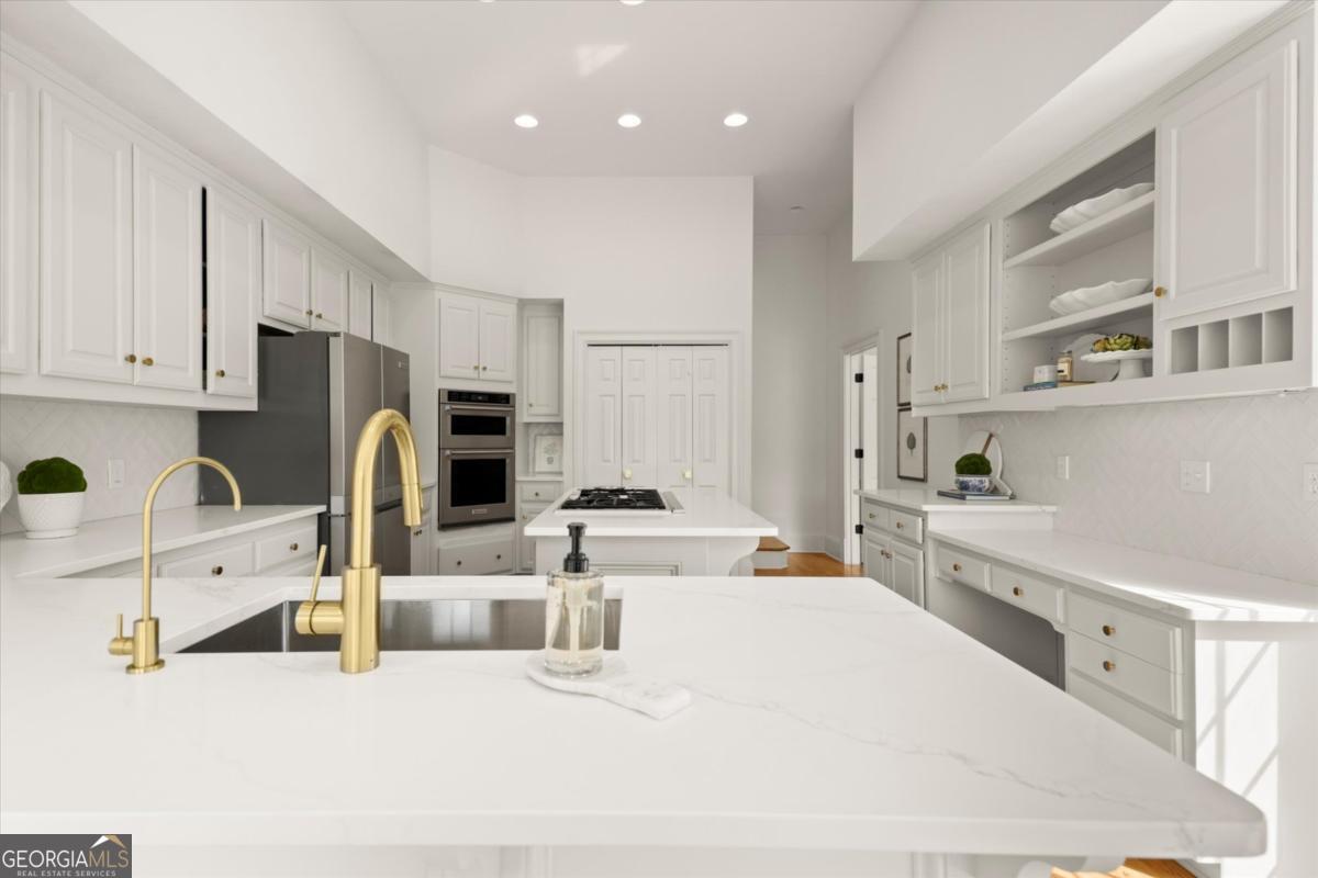 Atlanta Country Club - Residential