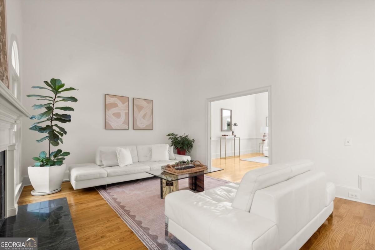 Atlanta Country Club - Residential