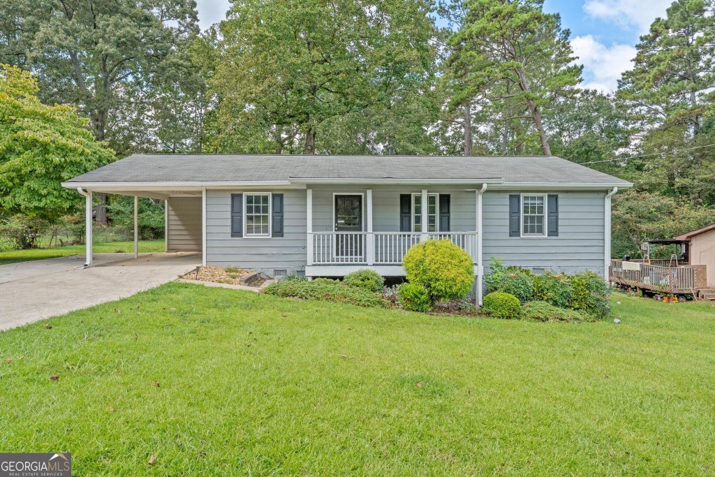 Photo of 285 Amanda Court, Stockbridge, GA 30281 (MLS # 10848308)