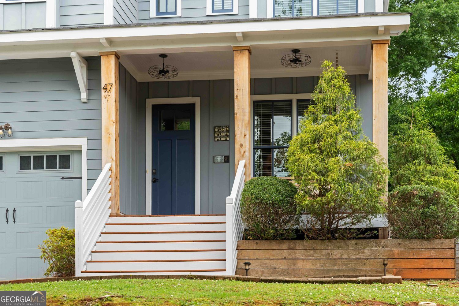 47 Montgomery ST SE