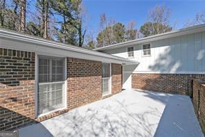 1038 Seven Springs CIR