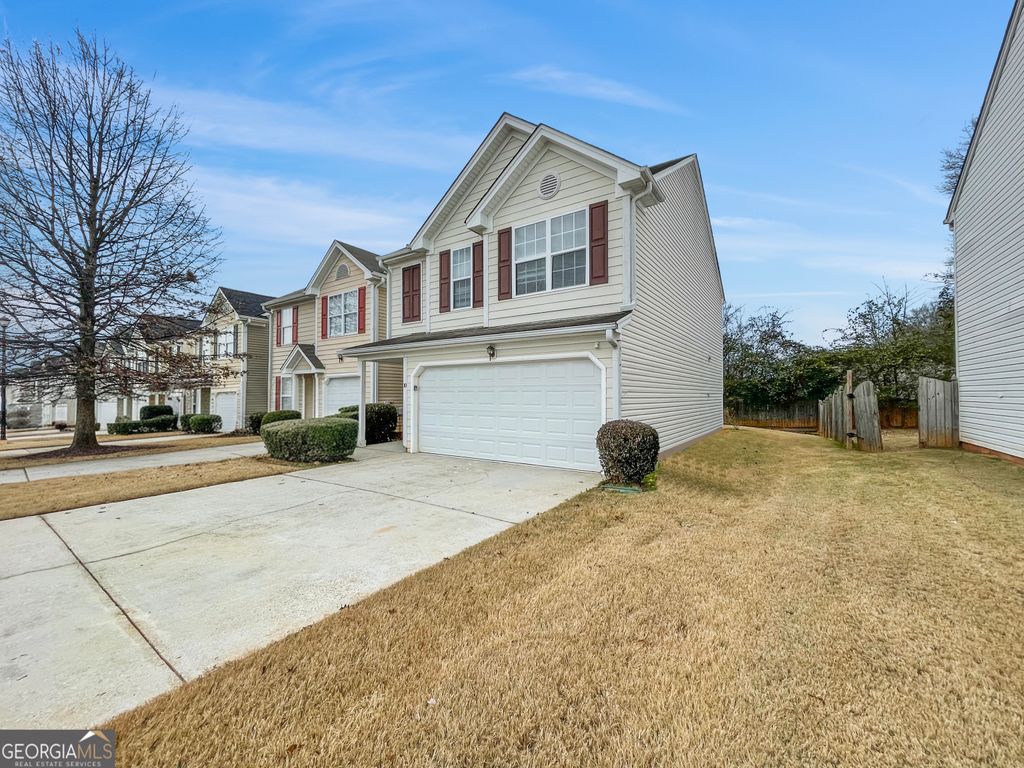 Photo of 10 Fieldview Lane, Covington, GA 30016 (MLS # 10676307)