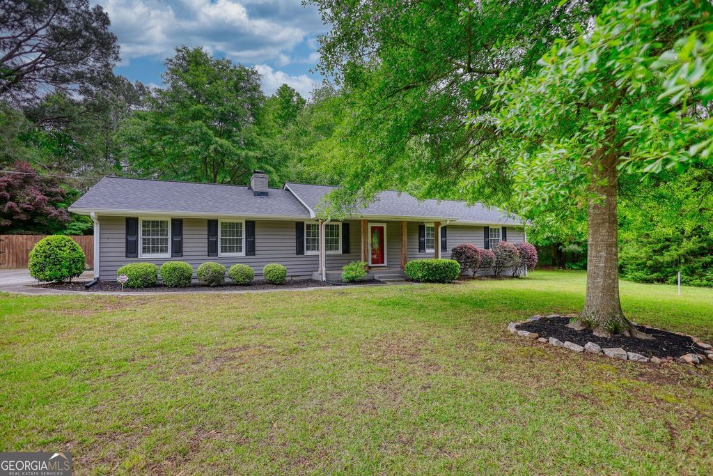 Photo of 4000 Grove Trail, Loganville, GA 30052 (MLS # 10756068)