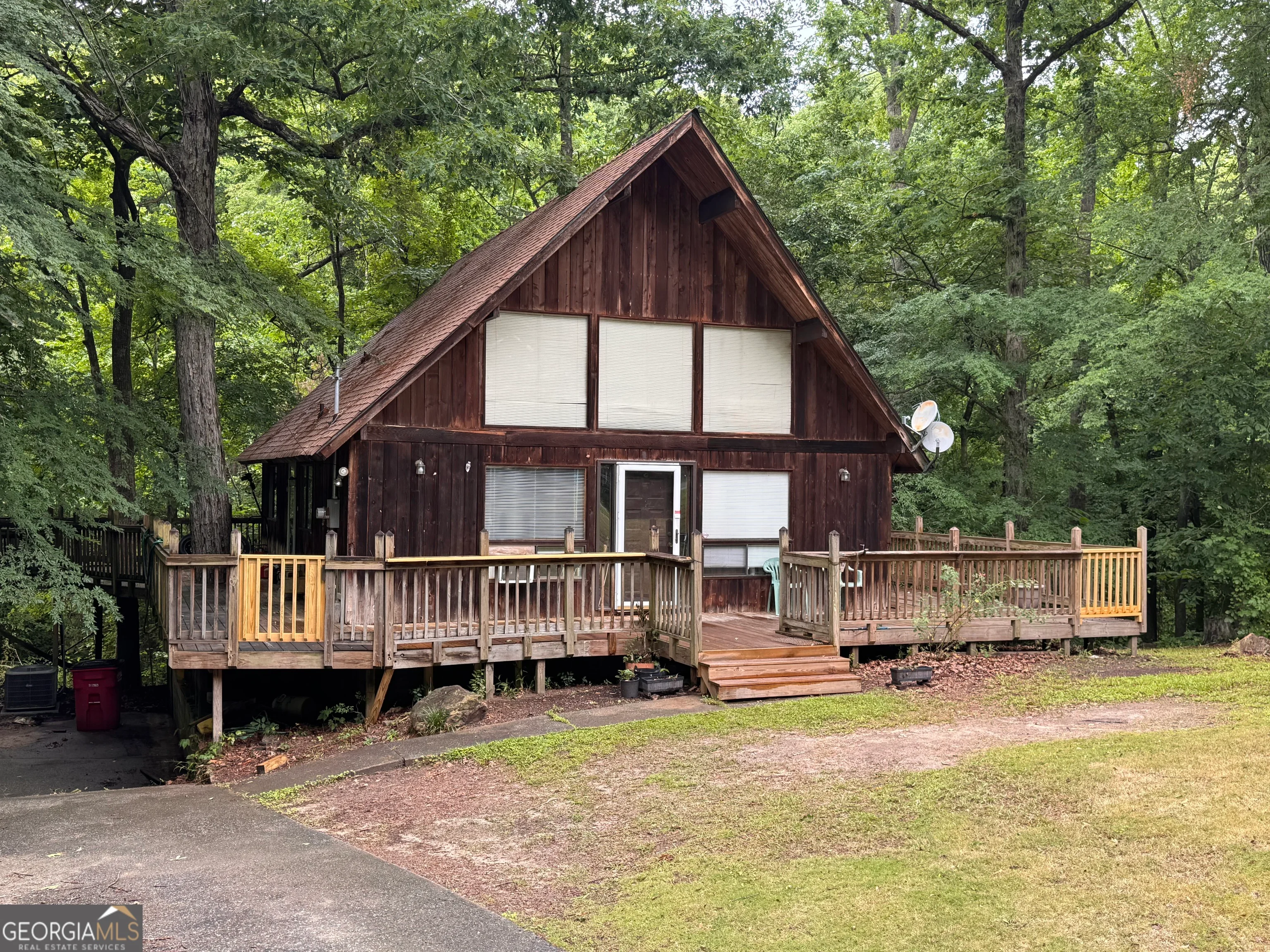 114 Greentree Parkway