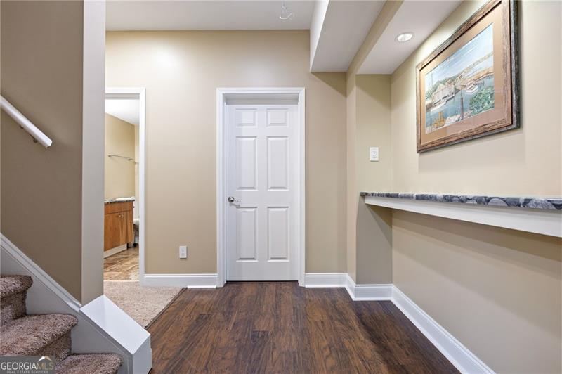 Creekshire - Residential