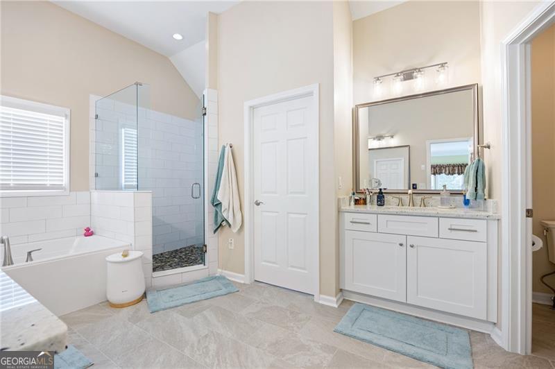 Creekshire - Residential