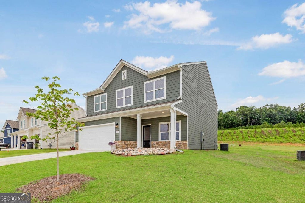 Photo of 200 Wildflower Cir, Calhoun, GA 30701 (MLS # 10808650)