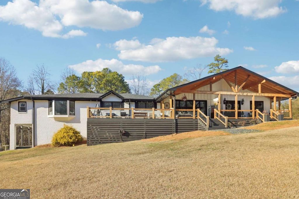 Photo of 1103 Piedmont Road NE, Marietta, GA 30066 (MLS # 10681778)