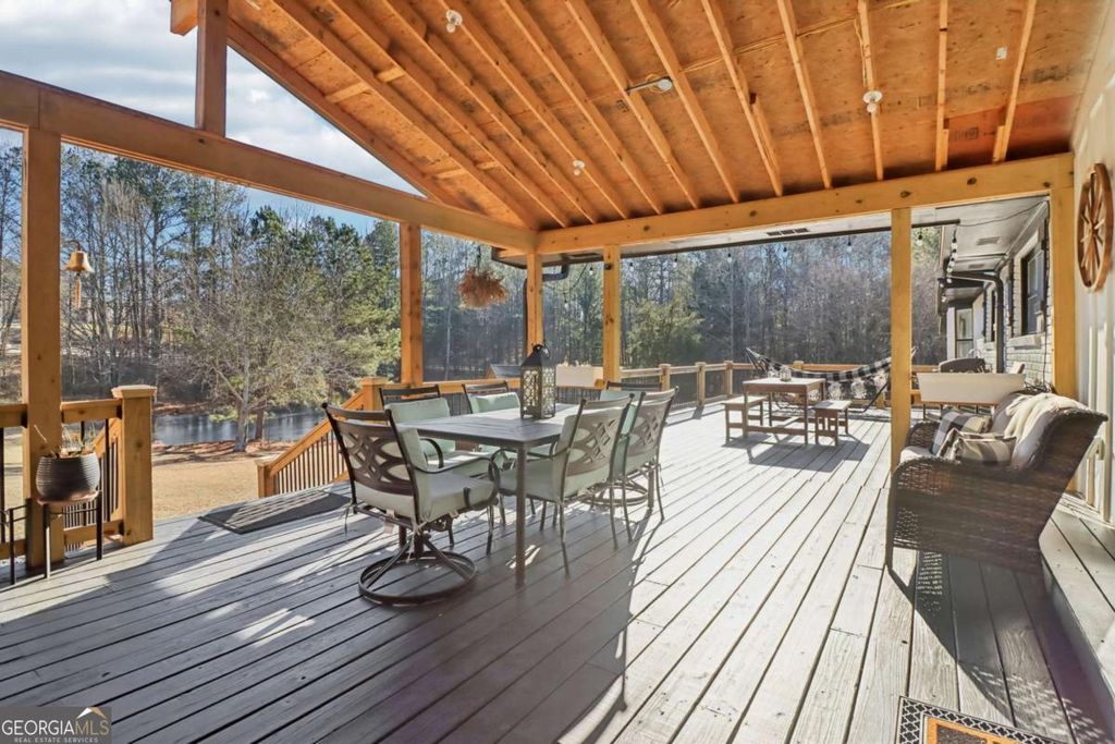 Photo of 1103 Piedmont Road NE, Marietta, GA 30066 (MLS # 10681778)