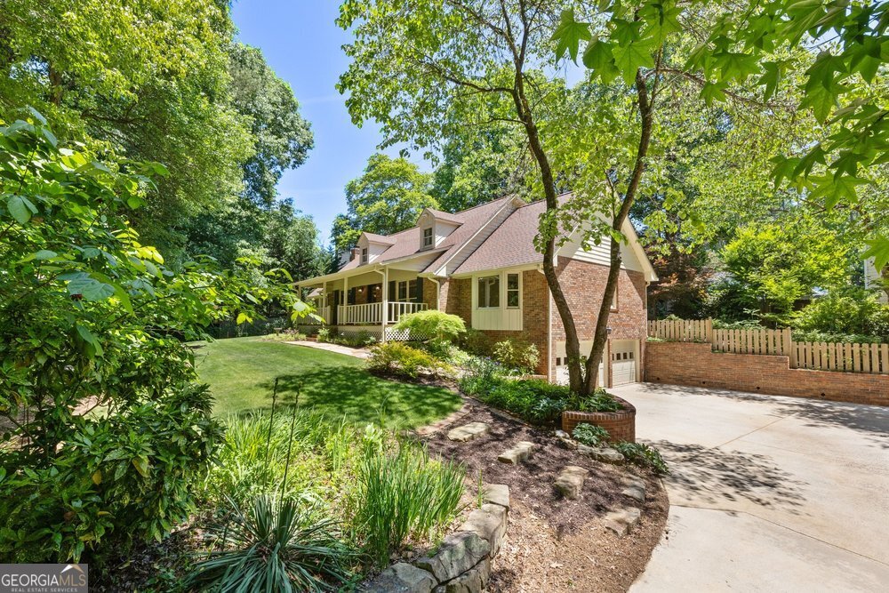 2600 Mack Dobbs RD NW