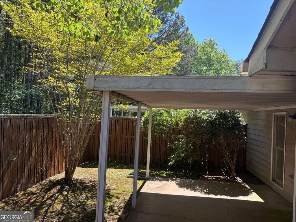 Photo of 300 Wilbanks Drive, Fayetteville, GA 30215 (MLS # 10728990)