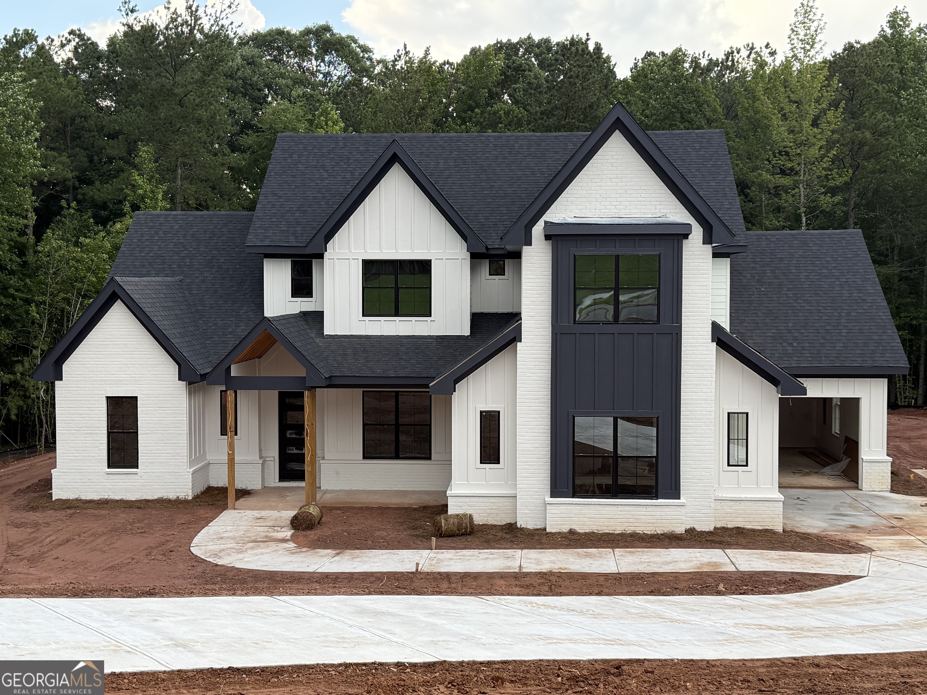 121 Forest Berry CT