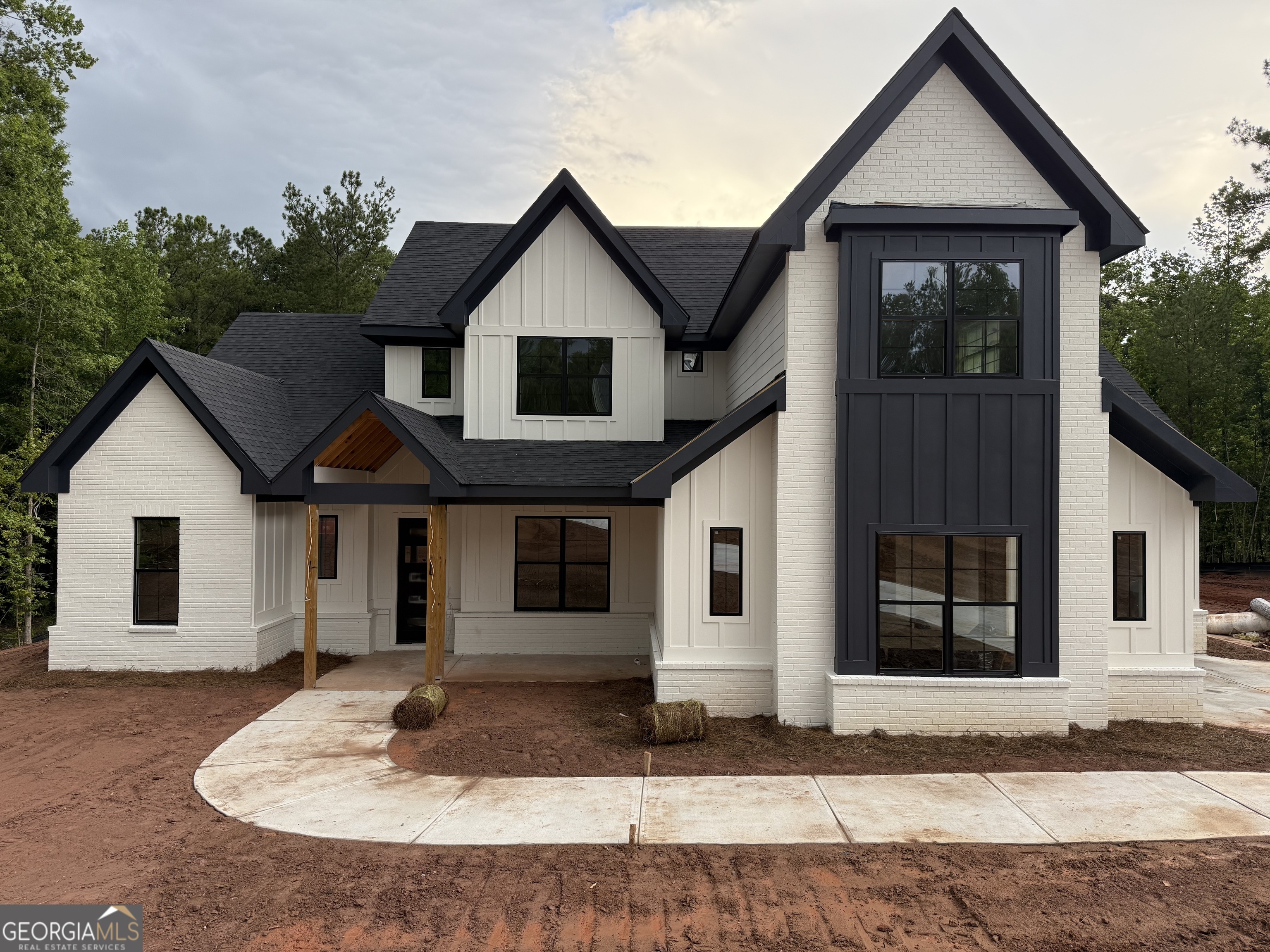 121 Forest Berry Ct