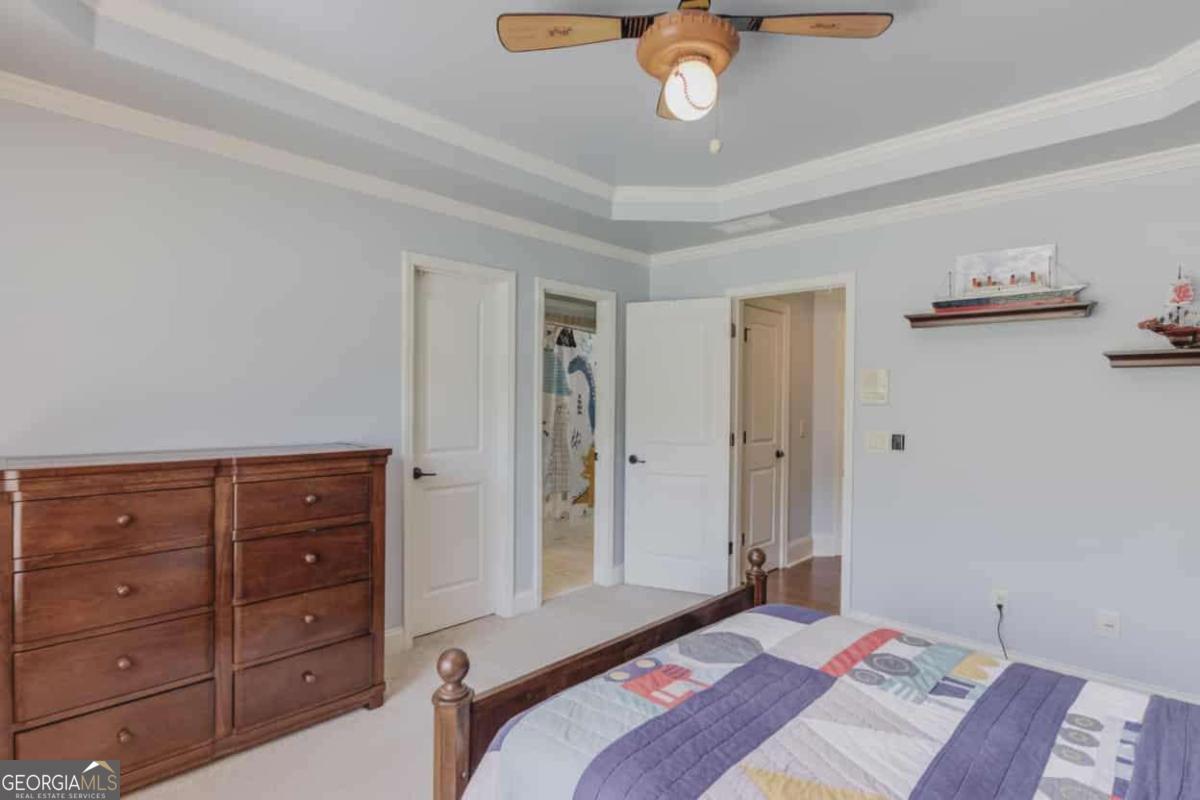 LAKE ASTORIA - Residential