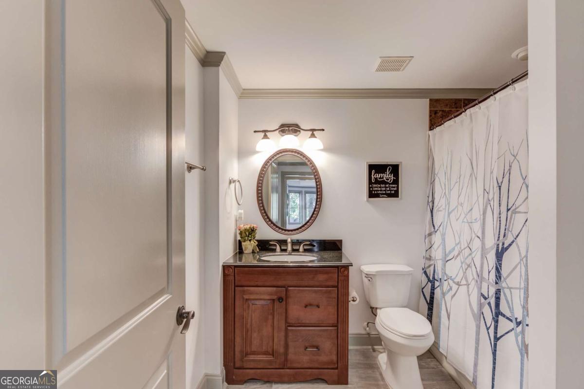 LAKE ASTORIA - Residential