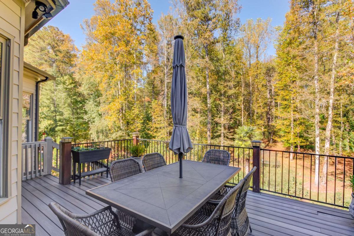 LAKE ASTORIA - Residential