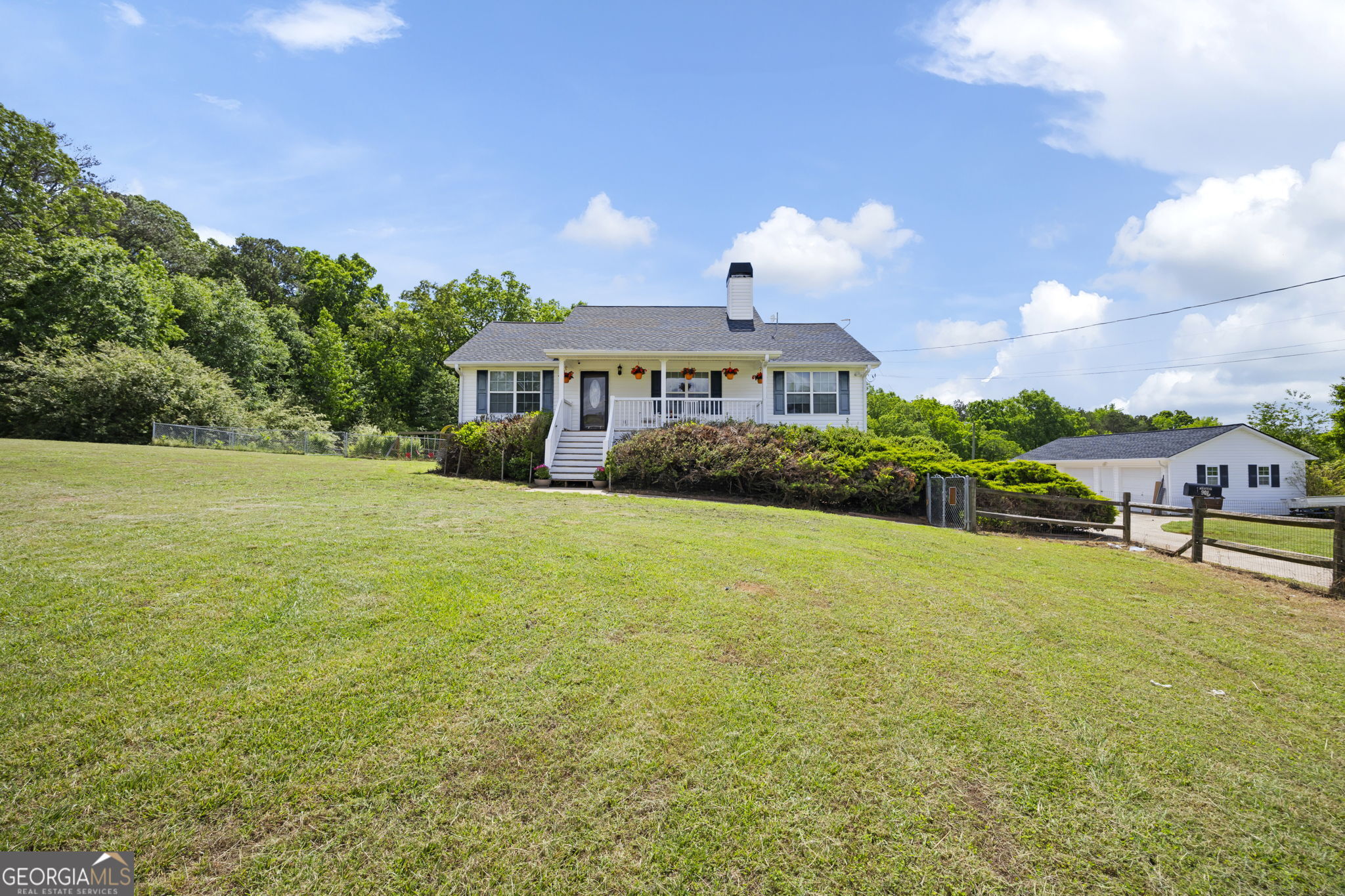 Listing image 4