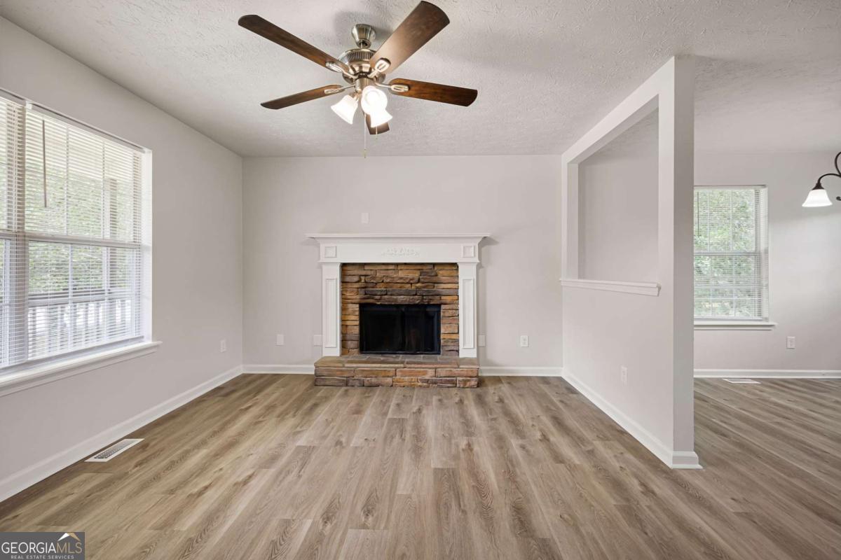 34 Canter LN