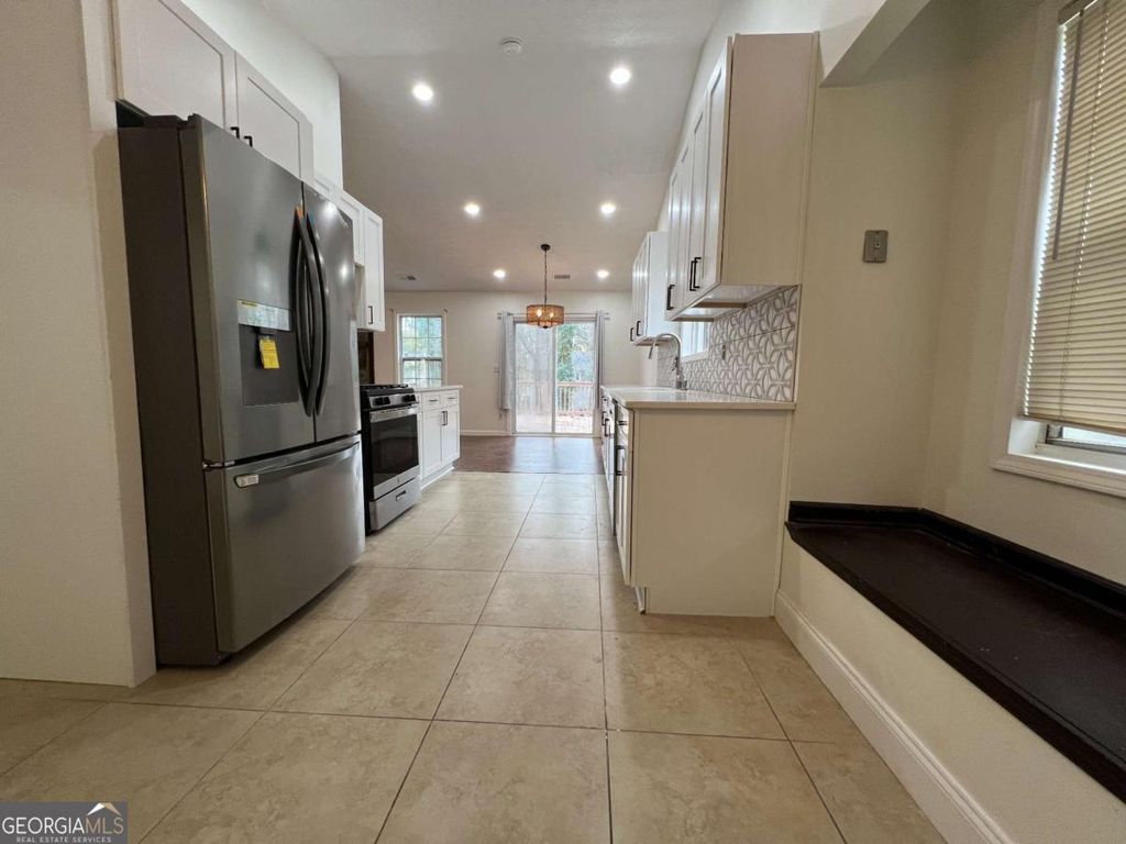 Photo of 1260 Della Way, Lawrenceville, GA 30043 (MLS # 10715145)