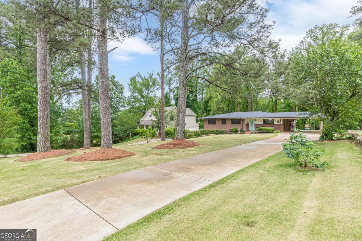 3499 Fairway DR