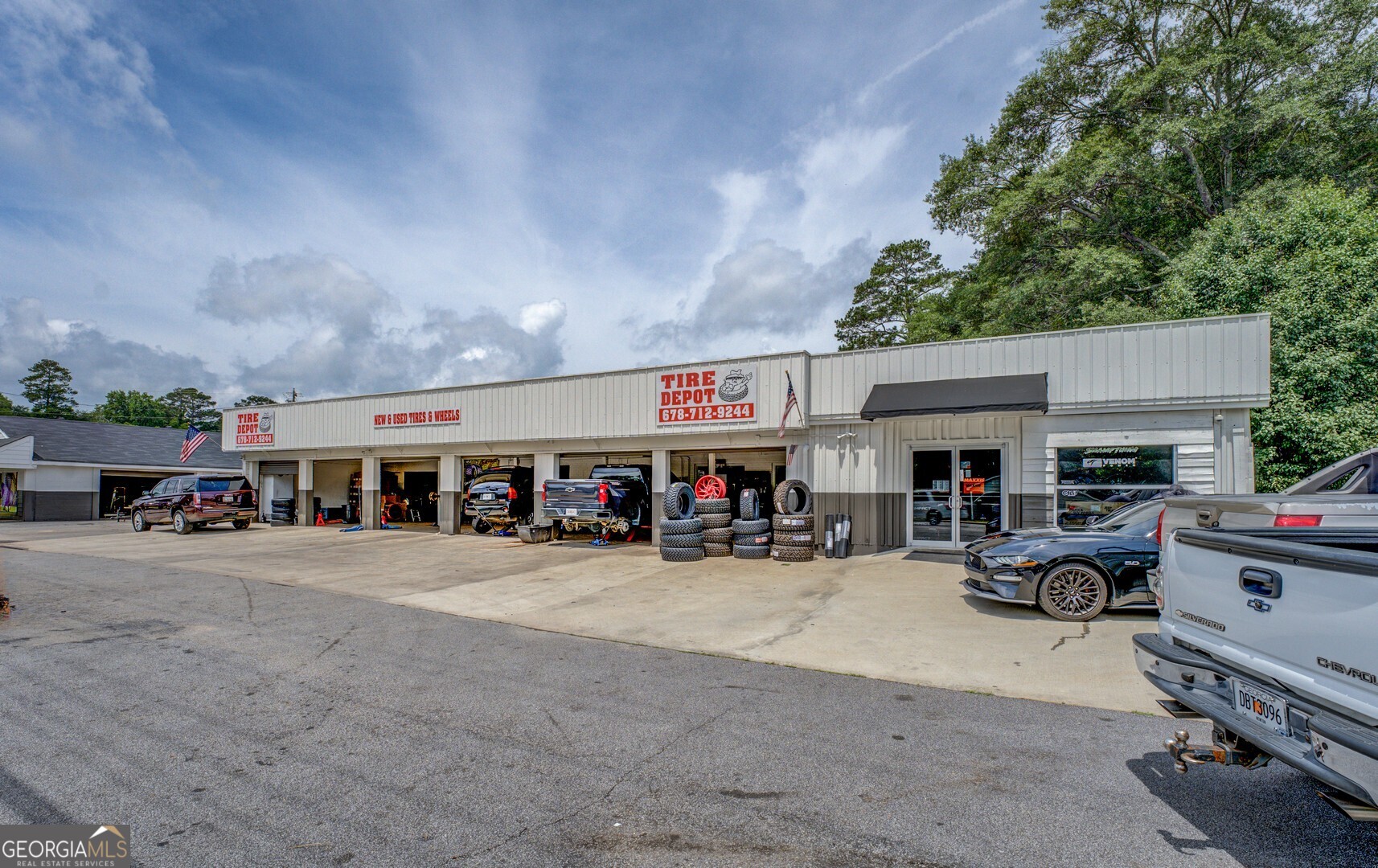 6166 Washington ST SW