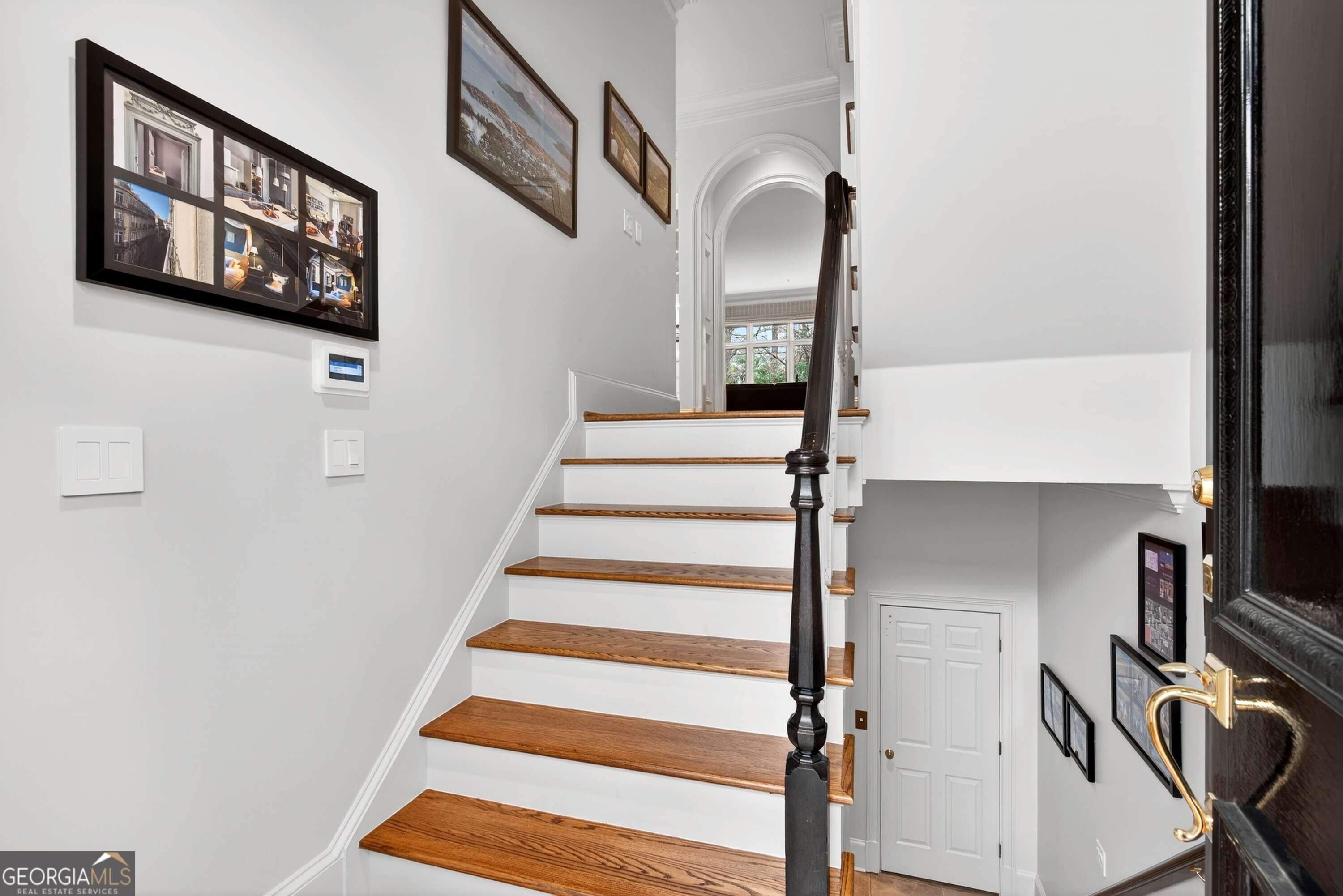 78 Lindbergh DR NE 100