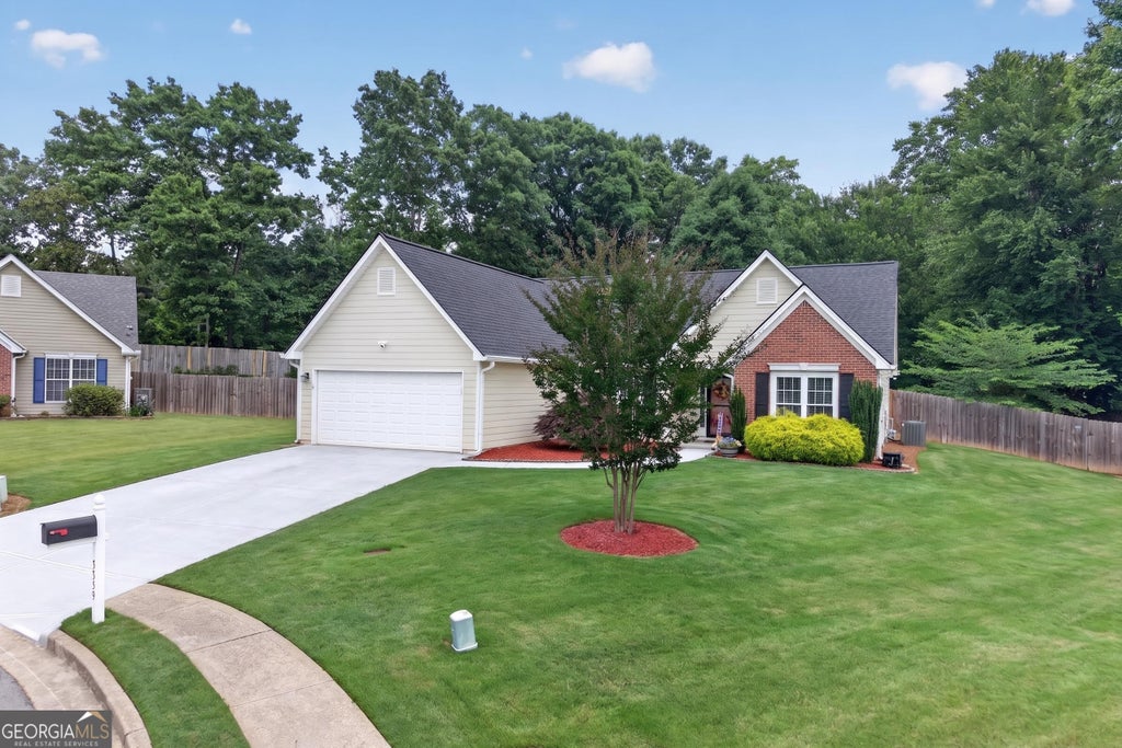 Photo of 3359 Hampton Trace Court, Buford, GA 30519 (MLS # 10779136)