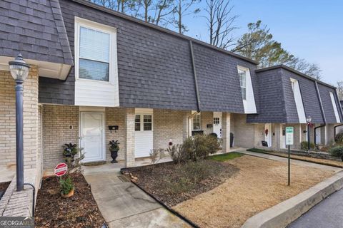 Photo of 5180 Chemin De Vie, Atlanta, GA 30342 (MLS # 10693723)