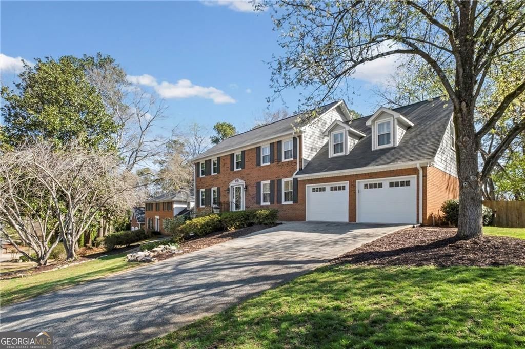 Photo of 2252 Rushmore Drive, Marietta, GA 30062 (MLS # 10712506)