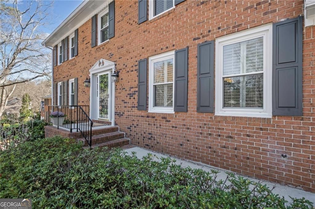 Photo of 2252 Rushmore Drive, Marietta, GA 30062 (MLS # 10712506)